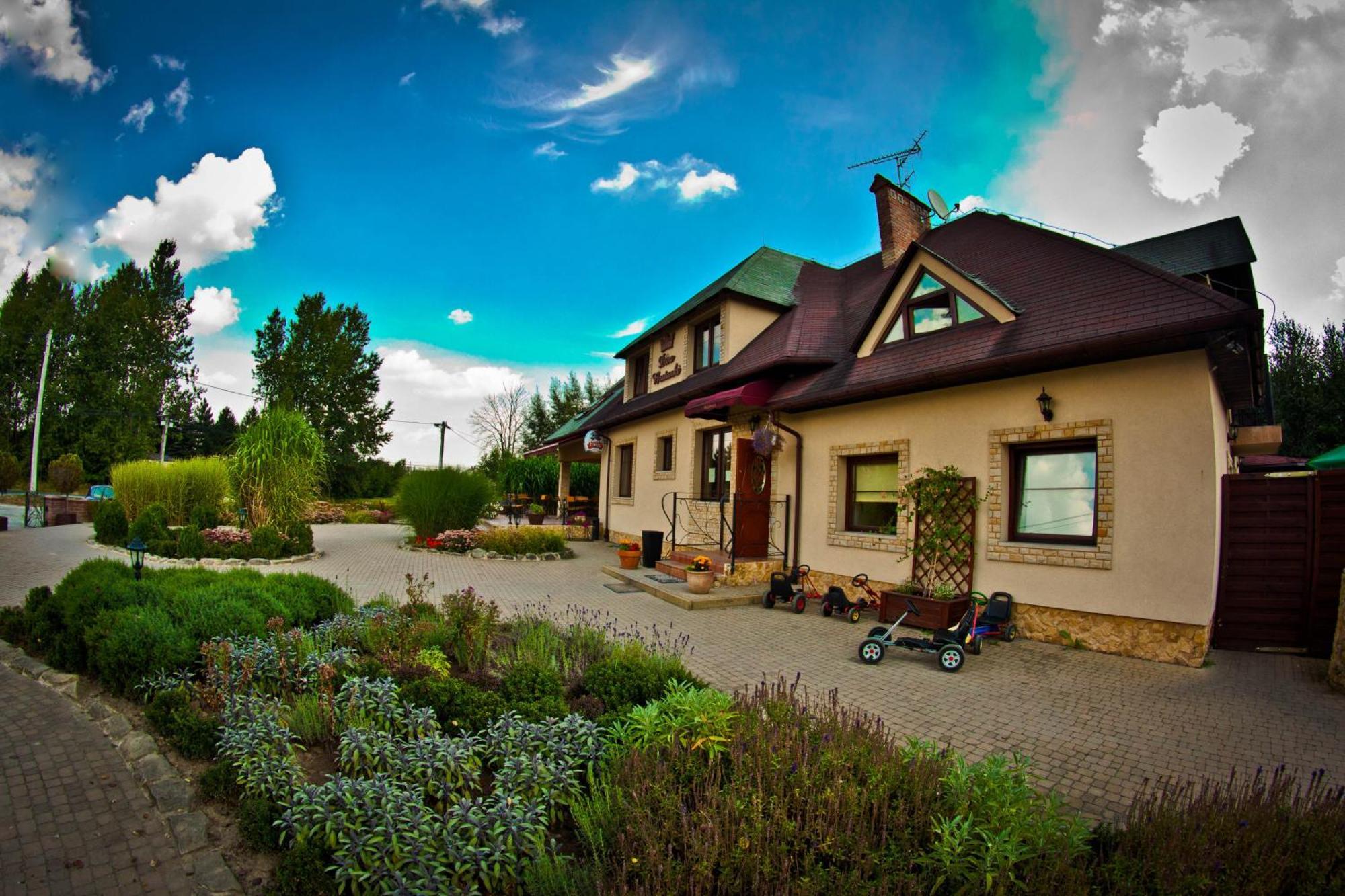 Dwa Bratanki Hotel Rzeszów Eksteriør billede