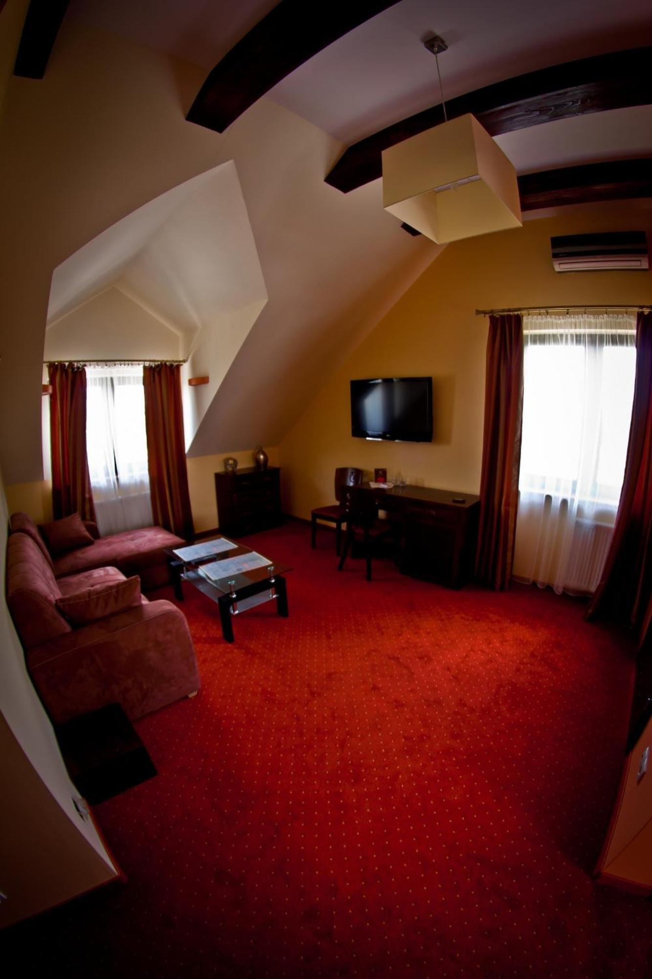 Dwa Bratanki Hotel Rzeszów Eksteriør billede