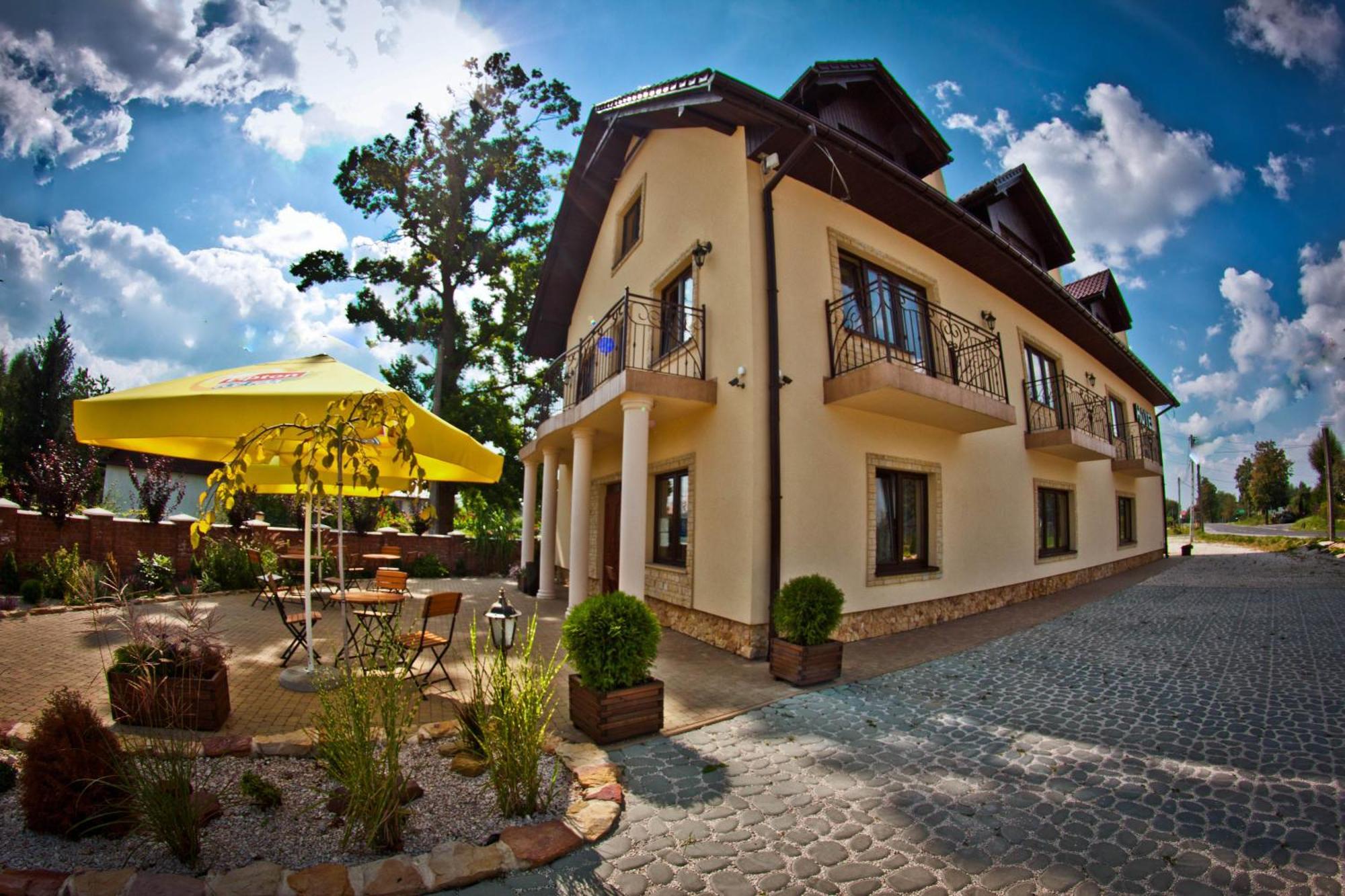 Dwa Bratanki Hotel Rzeszów Eksteriør billede