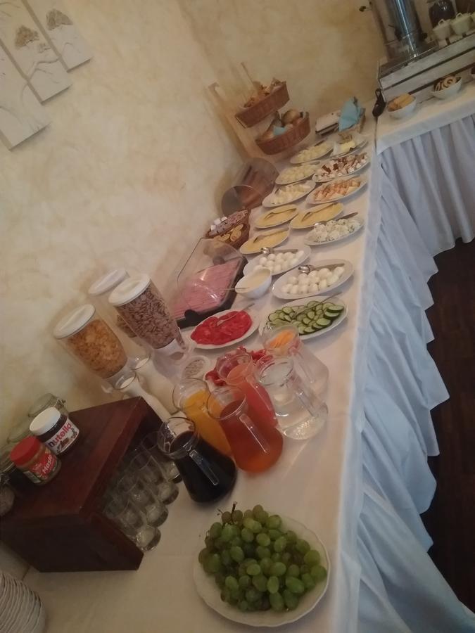 Dwa Bratanki Hotel Rzeszów Eksteriør billede