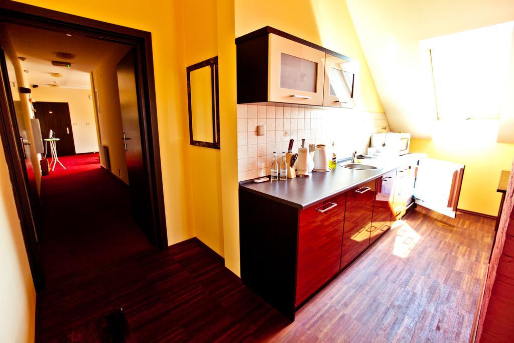 Dwa Bratanki Hotel Rzeszów Eksteriør billede